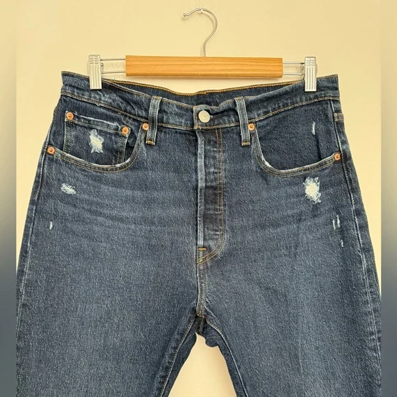 Levi's Dark Blue Skinny Jeans for Women - Picture 6 of 16